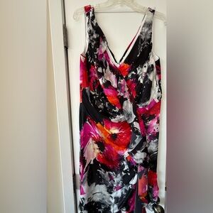 Carmen Marc Valvo Asymmetrical Dress in Black and Pink